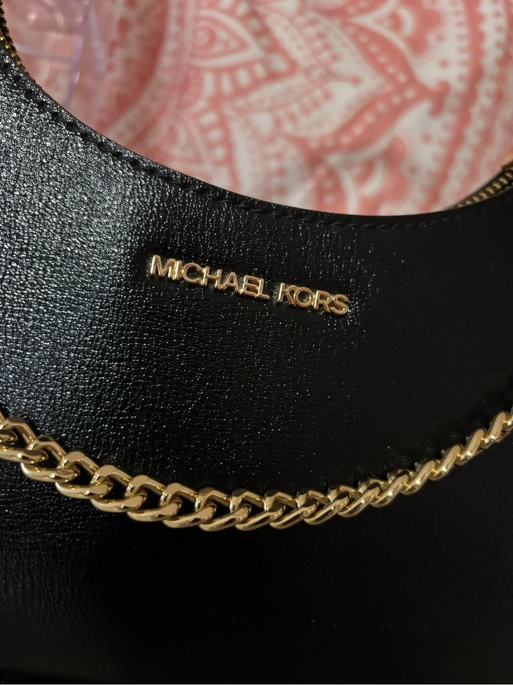Michael Kors Wilma Medium Leather Shoulder Bag